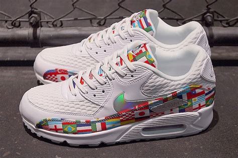 international nike sneakers